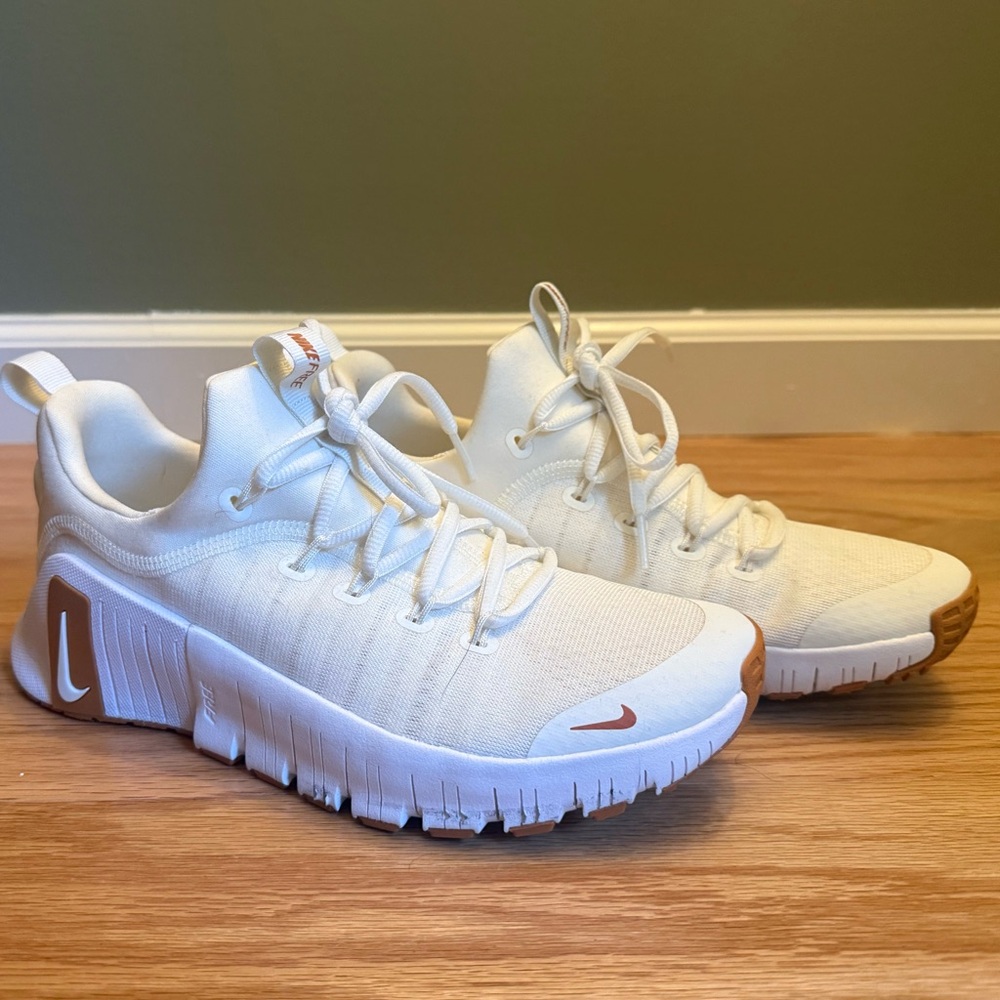 Nike White and Brown Athletic Shoes